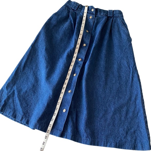 Denim midi button front skirt, estimated size medium - Picture 9 of 12